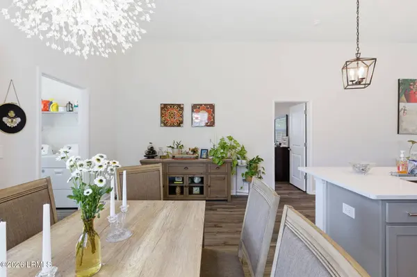 54 Whispering Oaks CIR Circle, Bluffton, SC 29909