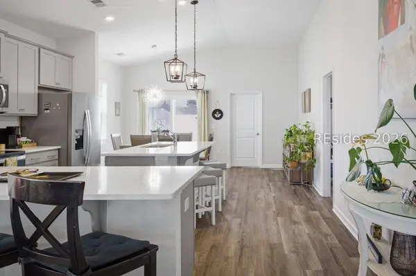 54 Whispering Oaks CIR, Bluffton, SC 29909