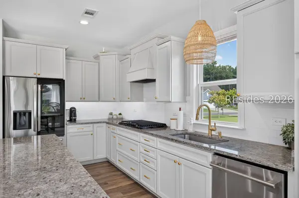 38 Rosewood LN, Bluffton, SC 29910