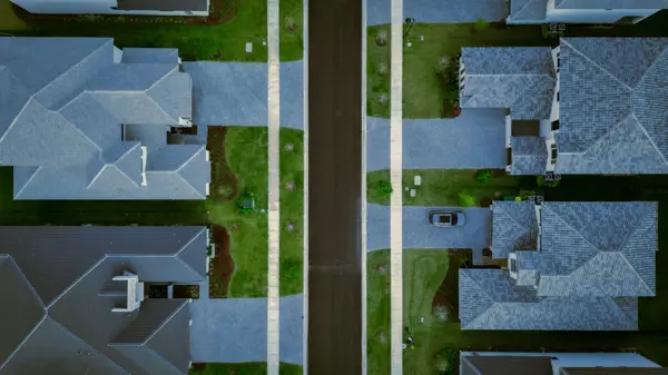 Why Low HOA and No HOA Homes Are Attracting More SWFL Buyers,Alexander Kirilloff