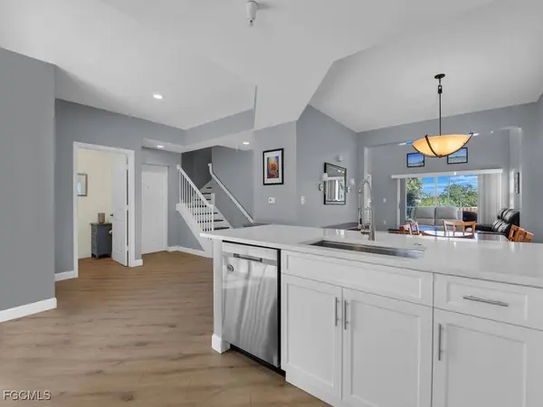 4500 Botanical Place CIR #4, Naples, FL 34112