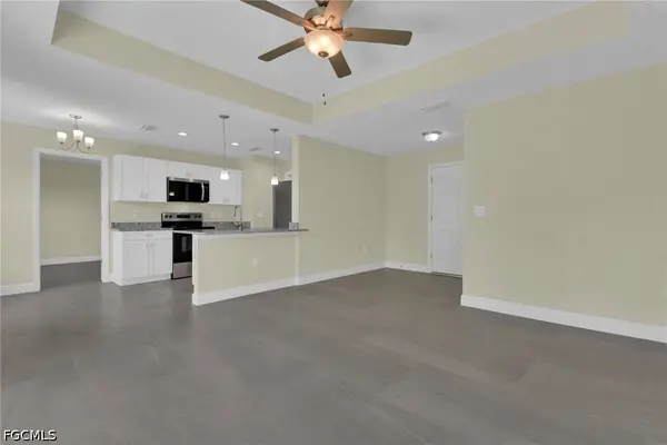 2601 48th ST W, Lehigh Acres, FL 33971