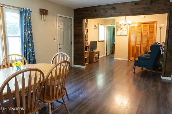 158 Cherry Bottom Rd, Caryville, TN 37714