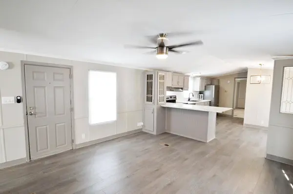 9120 W Broad Street #11, Galloway, OH 43119