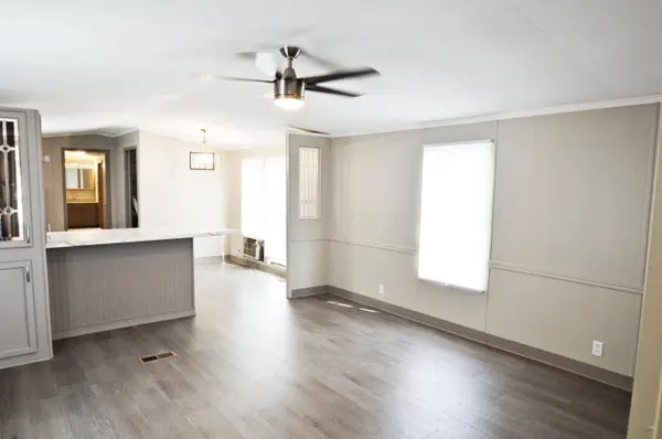9120 W Broad Street #11, Galloway, OH 43119