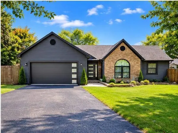 3115 Custer Drive, London, OH 43140