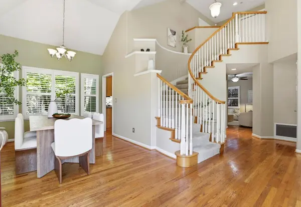 569 Cherrywood DR, Sunnyvale, CA 94087