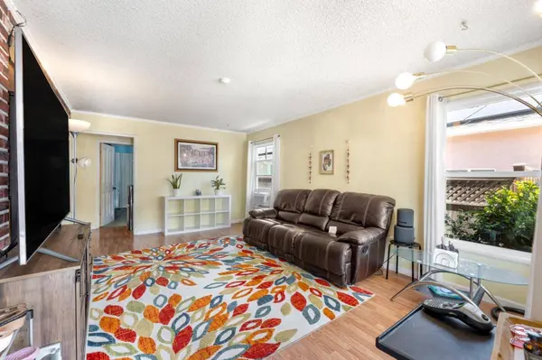 123 Gardenia WAY, East Palo Alto, CA 94303