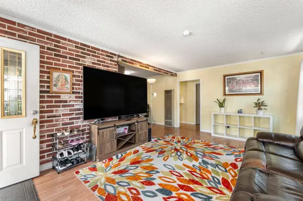 123 Gardenia WAY, East Palo Alto, CA 94303