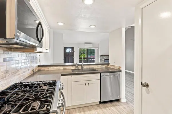880 N Winchester BLVD 205, Santa Clara, CA 95050