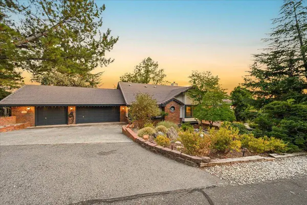 8980 Upper Valley RD