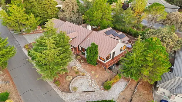 8980 Upper Valley RD, Auburn, CA 95602