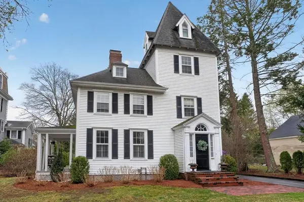 642 Worcester St, Wellesley, MA 02482