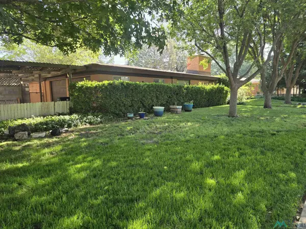611 W Church Street, Roswell, NM 88203