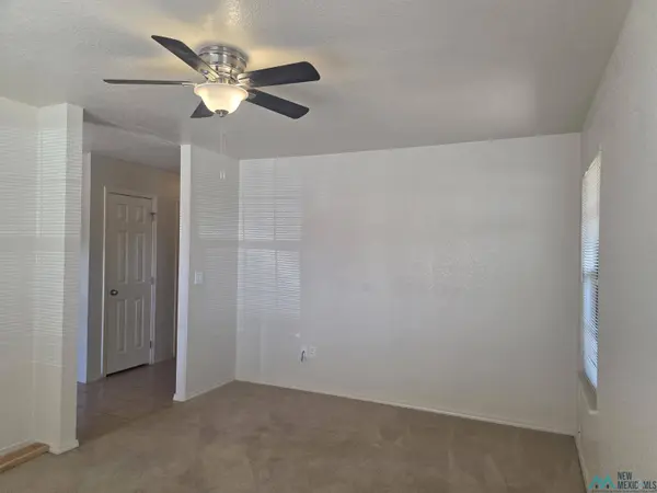 3025 Alhambra Drive, Roswell, NM 88201