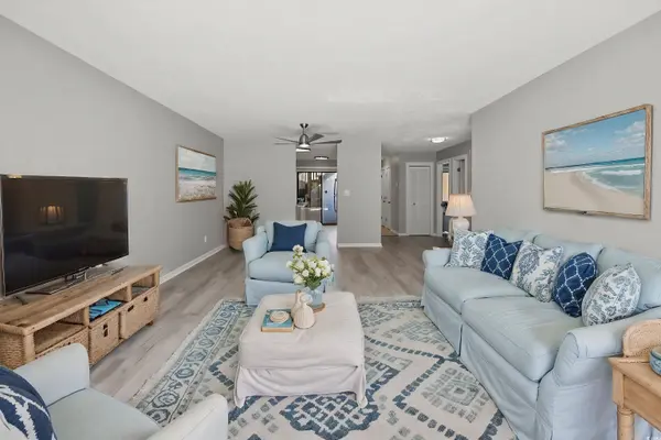 306 74th Ave. N #105, Myrtle Beach, SC 29572