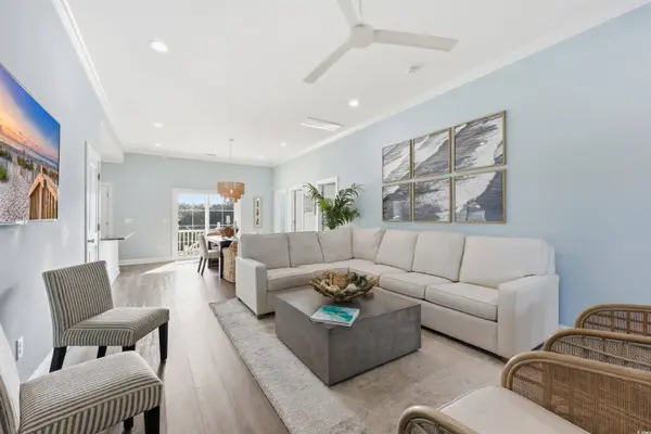 105 Lake Ln., North Myrtle Beach, SC 29582
