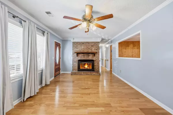 708 Luttie Rd., Myrtle Beach, SC 29588