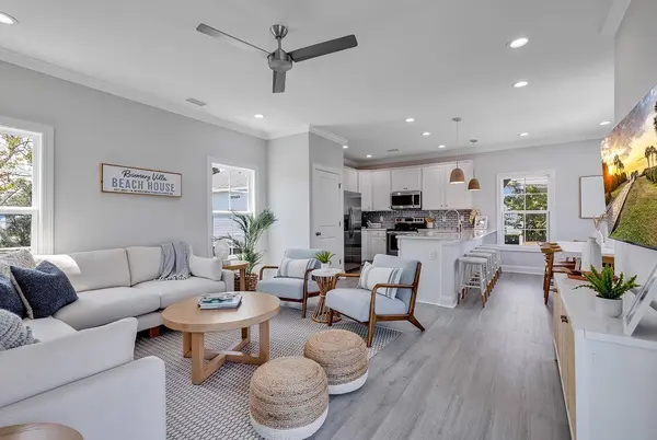 495 Rosemary Ln., North Myrtle Beach, SC 29582