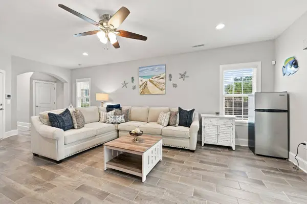 433 7th Ave. S, North Myrtle Beach, SC 29582