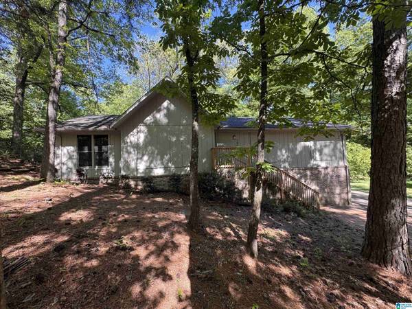 1005 DAWN DRIVE, Birmingham, AL 35235