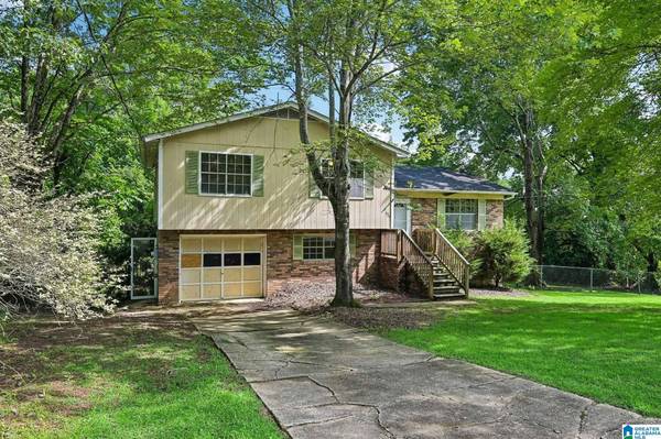 620 CRESAP CIRCLE NE, Birmingham, AL 35215