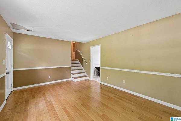 620 CRESAP CIRCLE NE, Birmingham, AL 35215