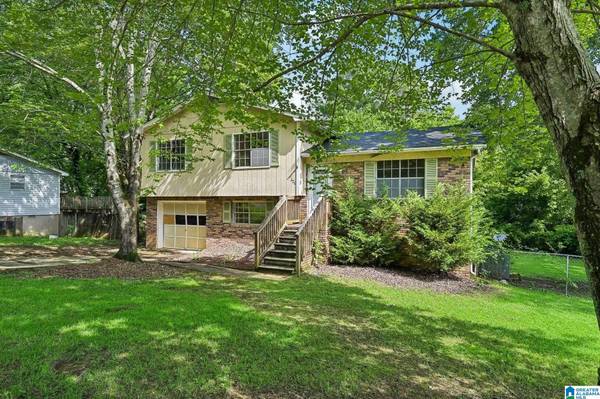 620 CRESAP CIRCLE NE, Birmingham, AL 35215
