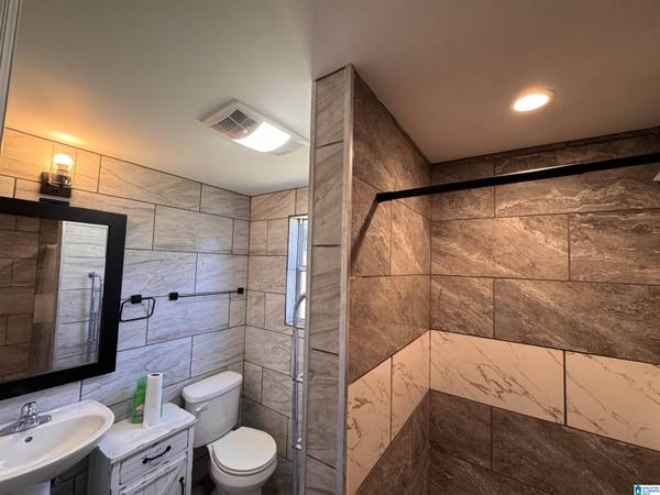 817 LEXINGTON STREET, Birmingham, AL 35224