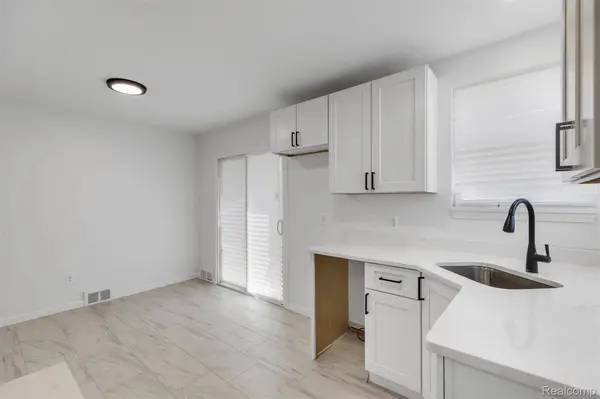 17366 Centralia, Redford Charter Township, MI 48240