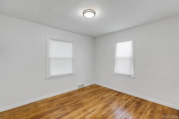 17366 Centralia, Redford Charter Township, MI 48240