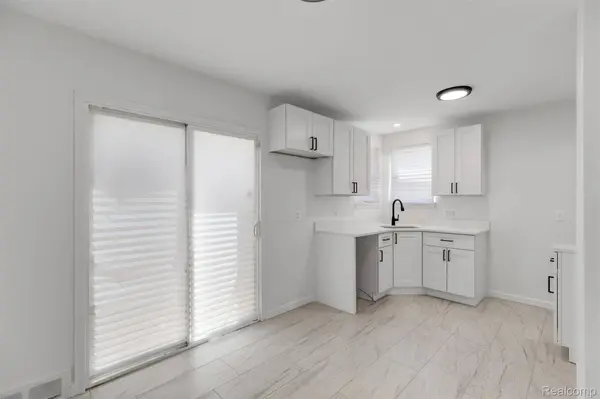 17366 Centralia, Redford Charter Township, MI 48240