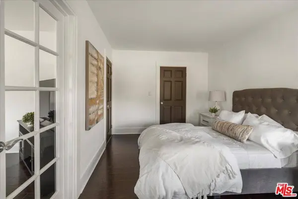 2951 Park Center Dr, Los Angeles, CA 90068