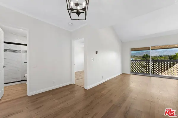 5870 Benner St #304, Los Angeles, CA 90042