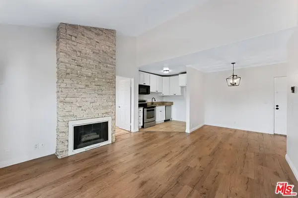 5870 Benner St #304, Los Angeles, CA 90042