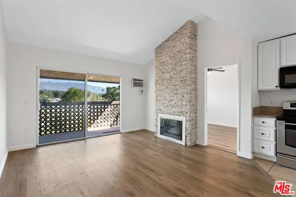 5870 Benner St #304, Los Angeles, CA 90042
