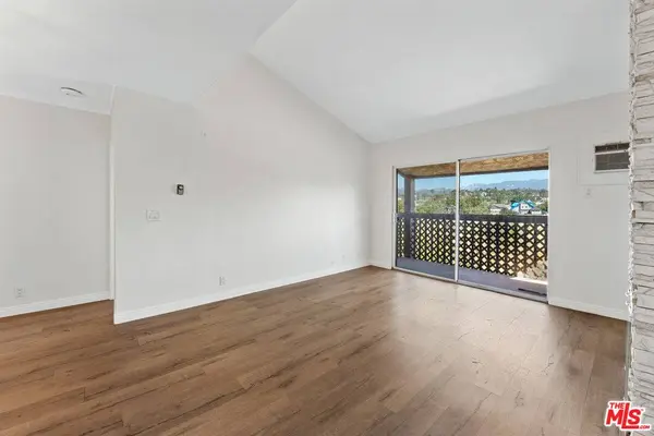 5870 Benner St #304, Los Angeles, CA 90042