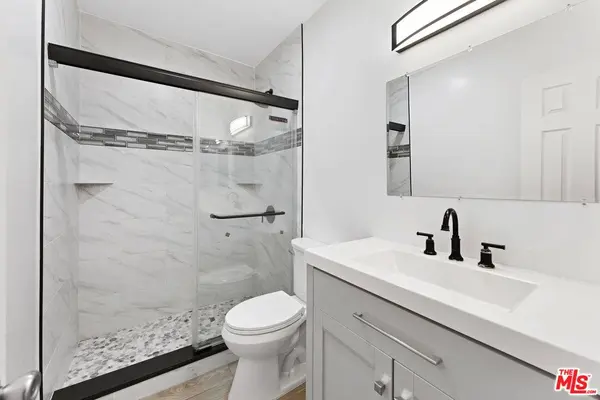 5870 Benner St #304, Los Angeles, CA 90042