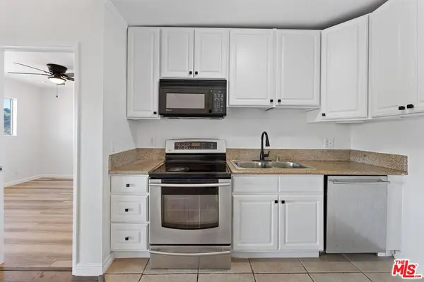5870 Benner St #304, Los Angeles, CA 90042
