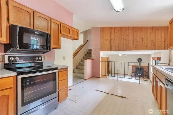 3206 56th ST SW, Everett, WA 98203