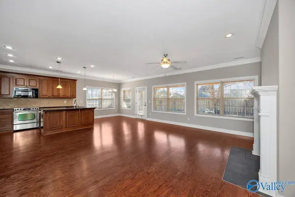 29900 Thunder Paw Drive, Harvest, AL 35749