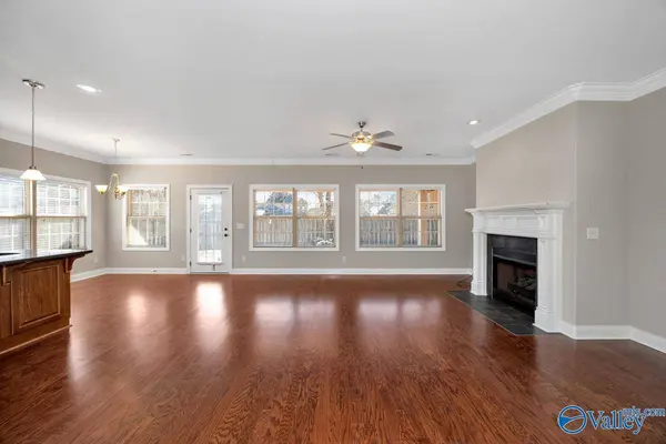 29900 Thunder Paw Drive, Harvest, AL 35749