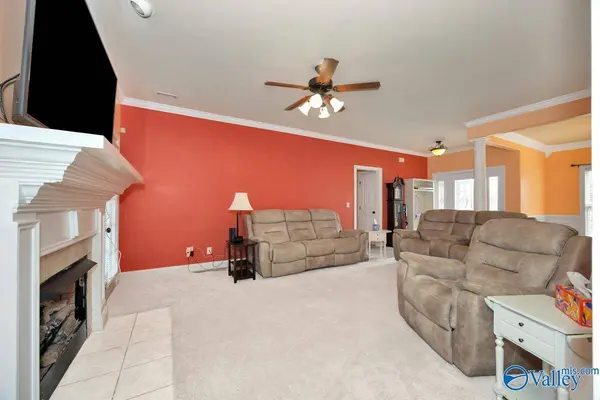 122 Meadow Ridge Drive, Hazel Green, AL 35750