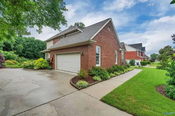 109 Coatbridge Lane, Madison, AL 35758