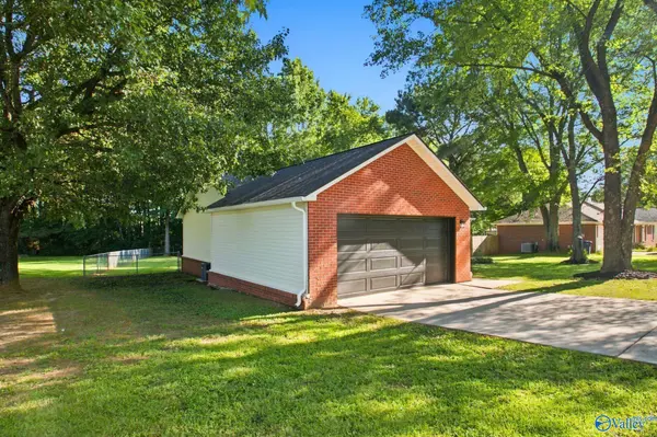 2357 Grimwood Road, Toney, AL 35773