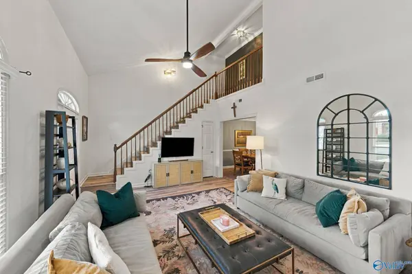260 W Lake Circle, Madison, AL 35758