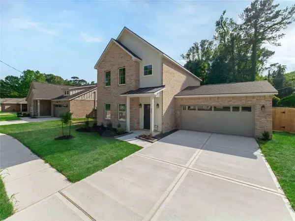809 S Colbert ST, Dayton, TX 77535