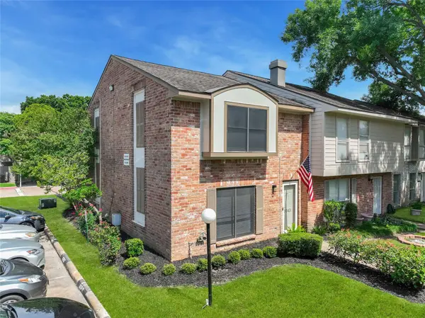 9243 Westwood Village DR #53, Houston, TX 77036