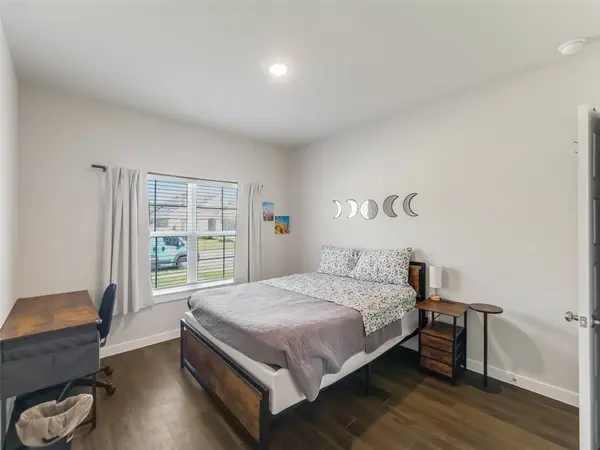 8634 Jetty Glen DR, Cypress, TX 77433