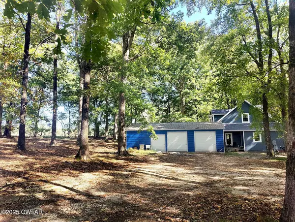 1620 Brooks RD, Atwood, TN 38220